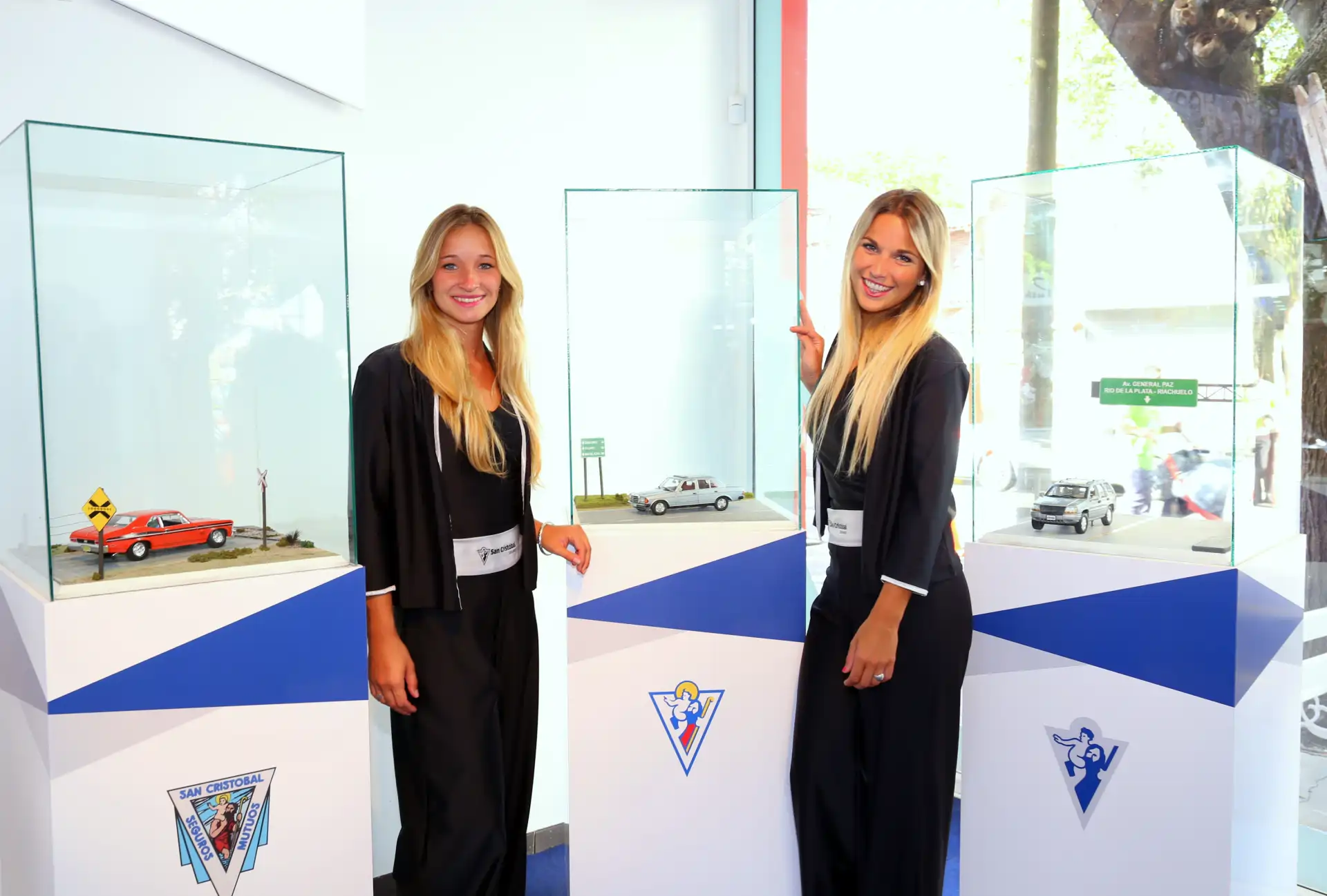 Promotoras en Evento de San Cristobal Seguros